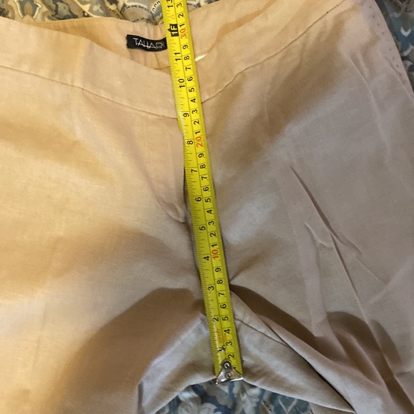 Tall 33.5 Tahari summer linen suit. Beautiful light tan - Picture 11 of 14